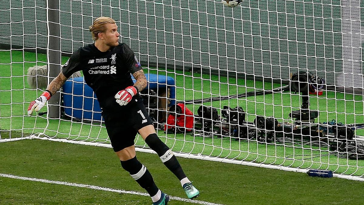 Schalke 04, Karius'u renklerine balad