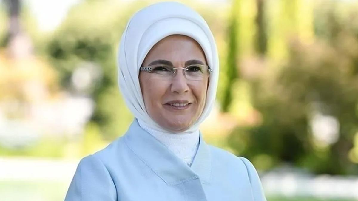 Emine Erdoan'dan yaryl tatili paylam: Asl baar, hayallerinizin peinden gitmektir