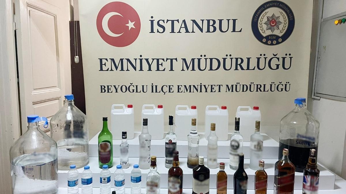 Beyolu'nda sucu dkkannda 72 litre sahte iki ele geirildi