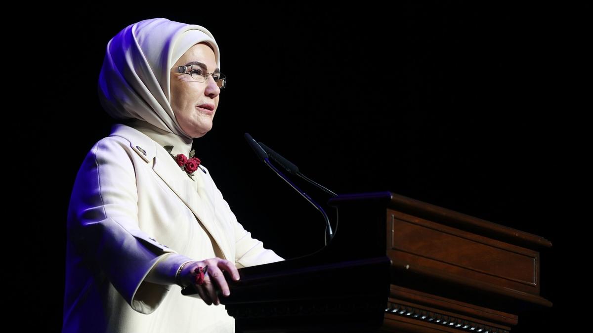 Emine Erdoan: ocuklarmz iin atlm her adm, lkemizin yarnna yaplm en deerli yatrmdr