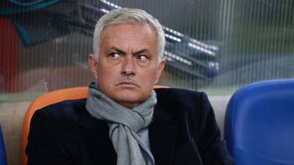 Jose Mourinho: Burada futbolu reniyorum