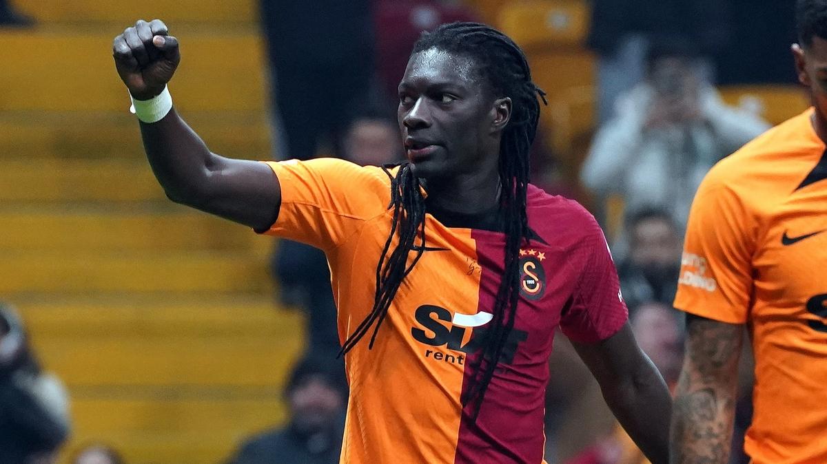 Gomis'ten Mikautadze'nin menajeri olduu iddialarna cevap