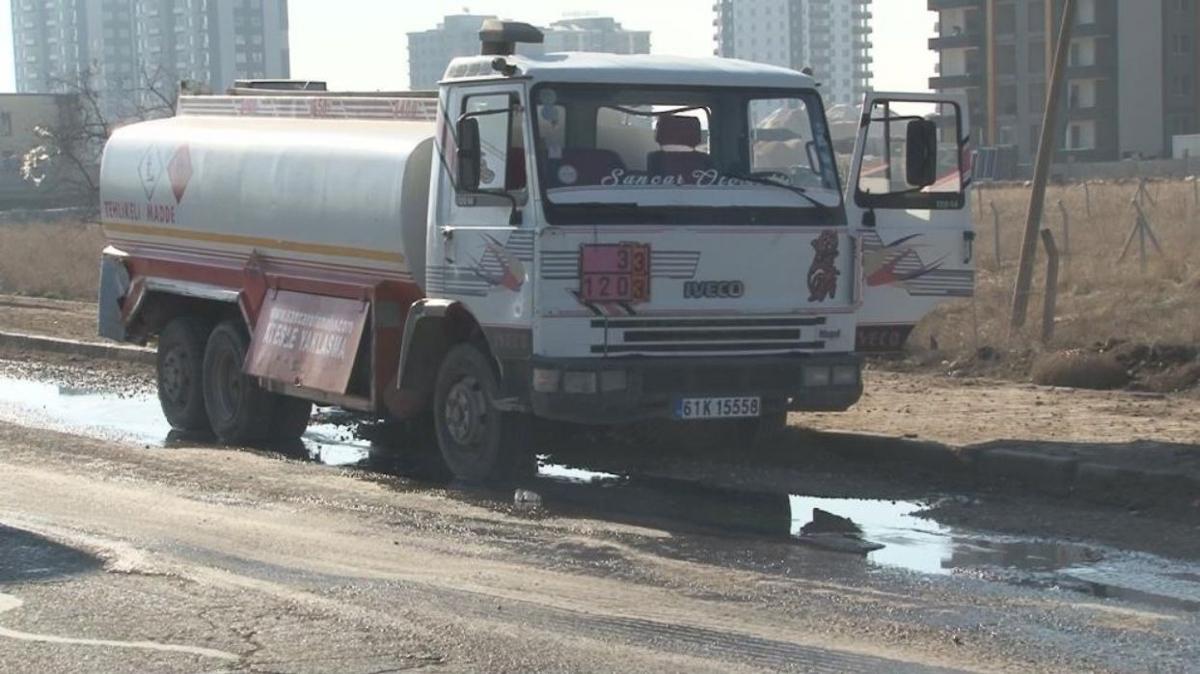 Diyarbakr'da faciadan dnld; mazot ykl tanker ile tr arpt