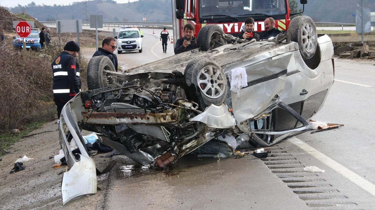 Amasya'da refje arpan ara devrildi: 4 yaral