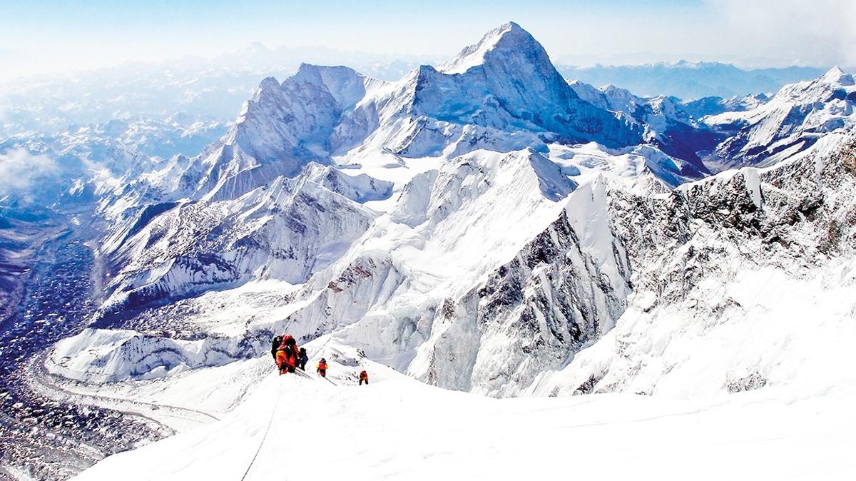 Everest'ten 100 kat byk, en az yarm milyar yllk! Bilim insanlar kefetti: Okyanusa gml devasa yap bulundu