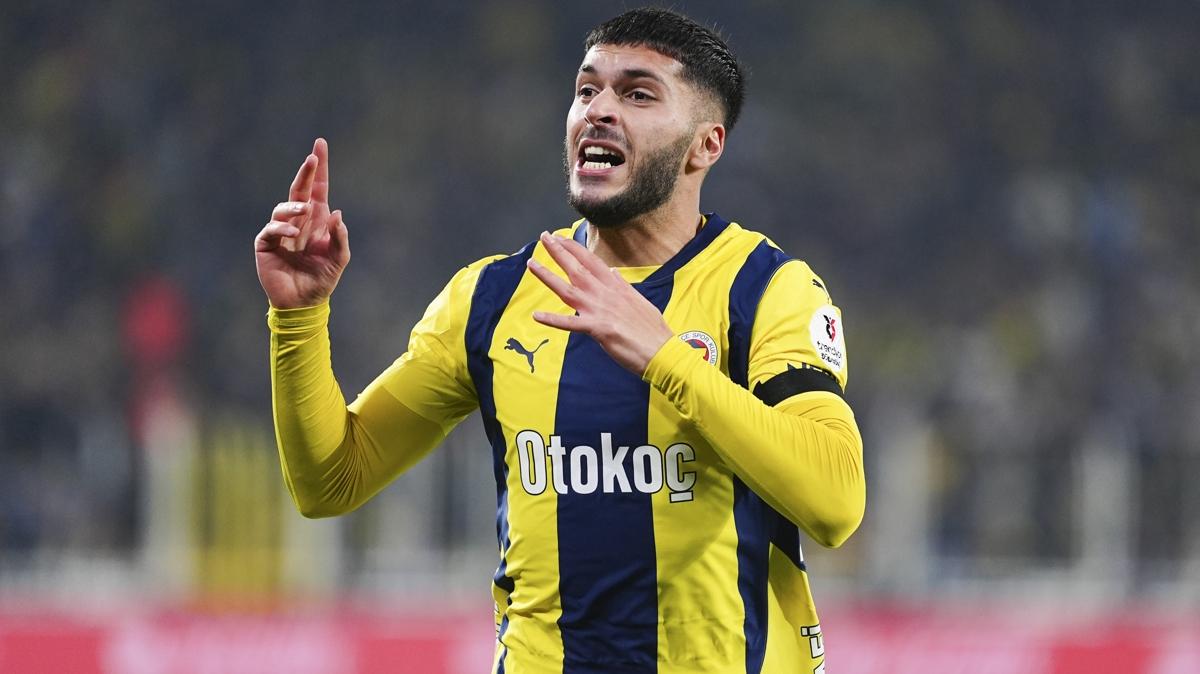 Fenerbahe'de Ouz Aydn, ligde 4. kez gol sevinci yaad