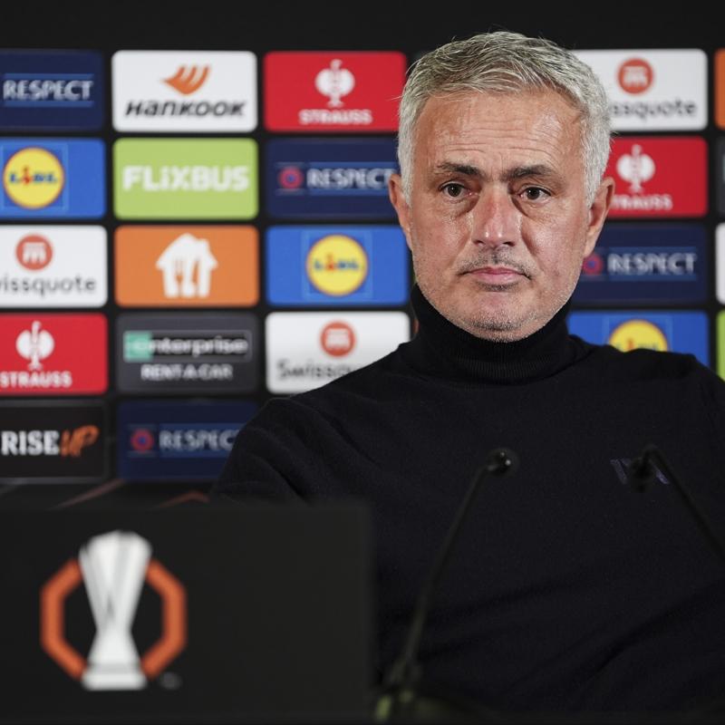 Mourinho'nun elinde bek kalmad