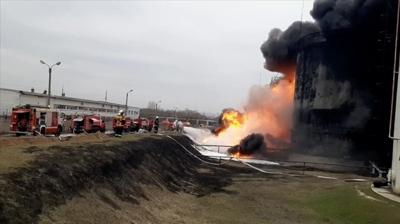 Ukrayna Rusya'nn petrol rafinerisini vurdu