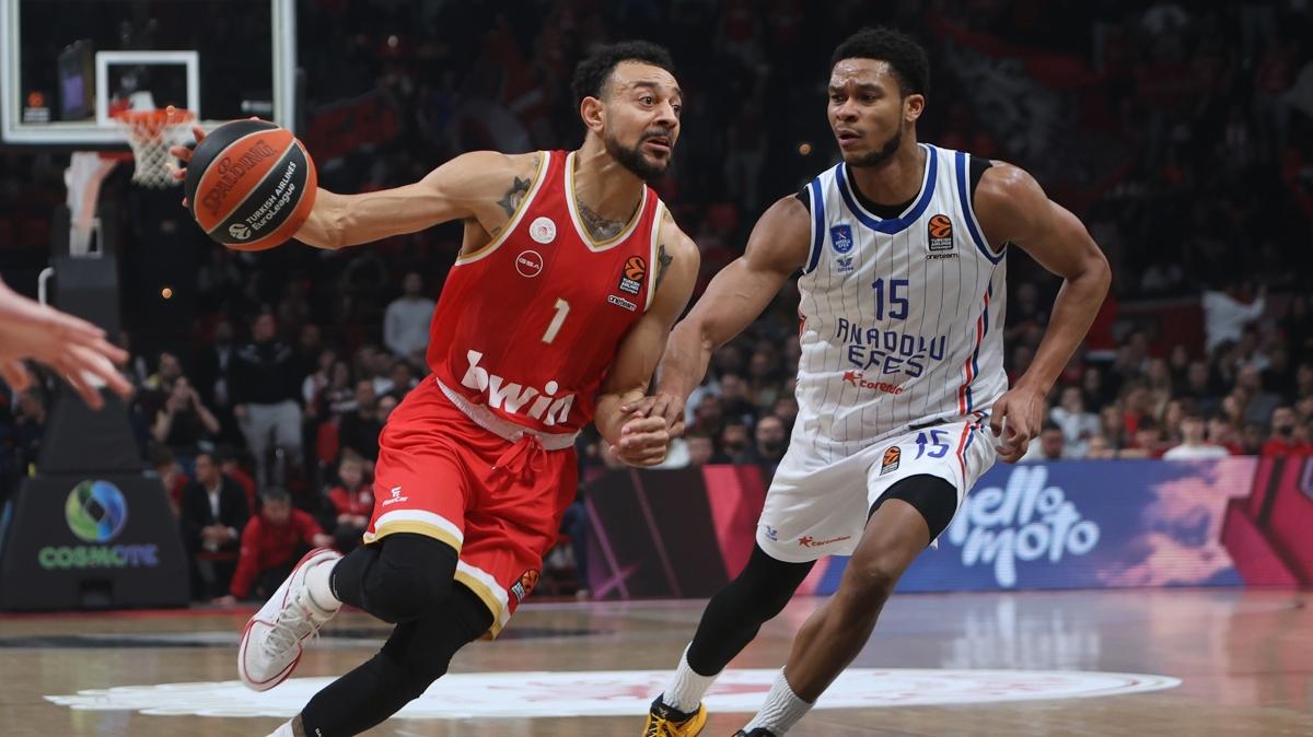 Anadolu Efes, Olympiakos karsnda kayp