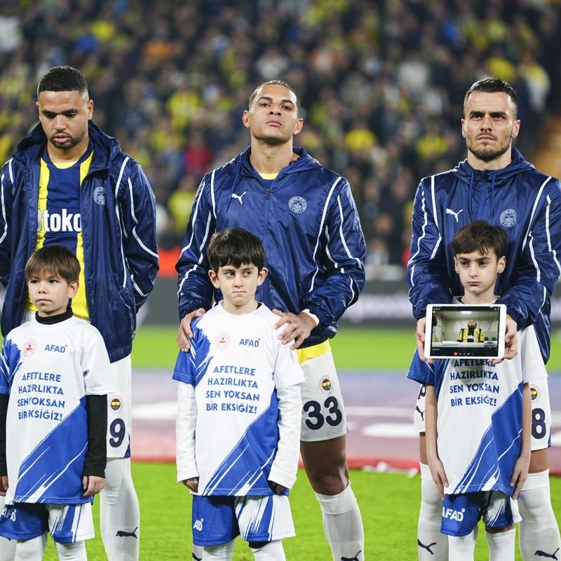 Jose Mourinho, yeni transferlere ilk 11'de ans verdi