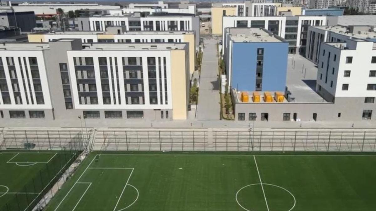 Esenyurt Recep Tayyip Erdoan Eitim Klliyesi'nin al yarn yaplacak