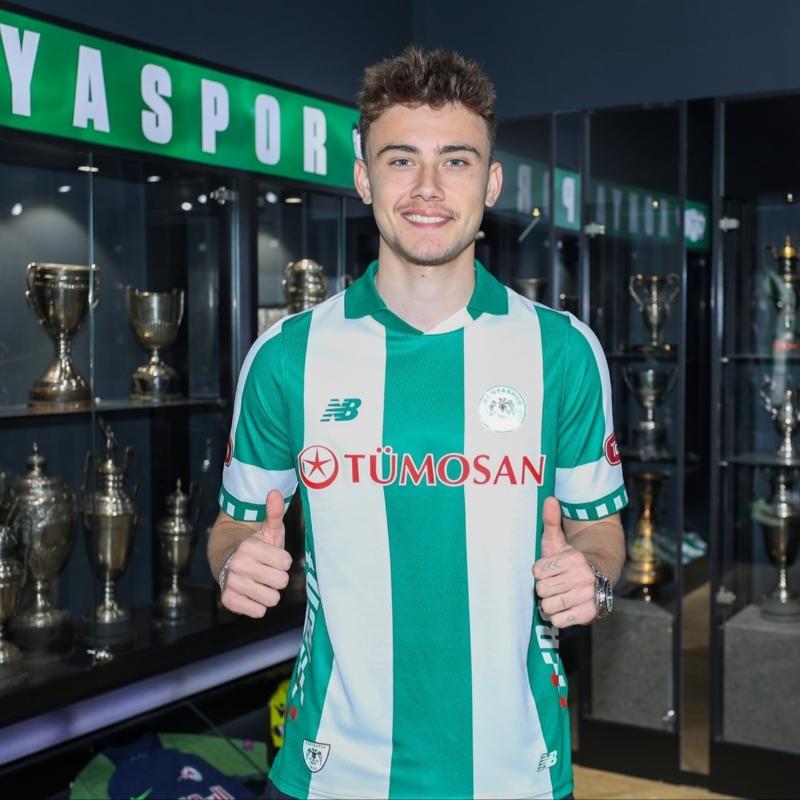 Konyaspor, Kaan Akyaz'y kadrosuna katt