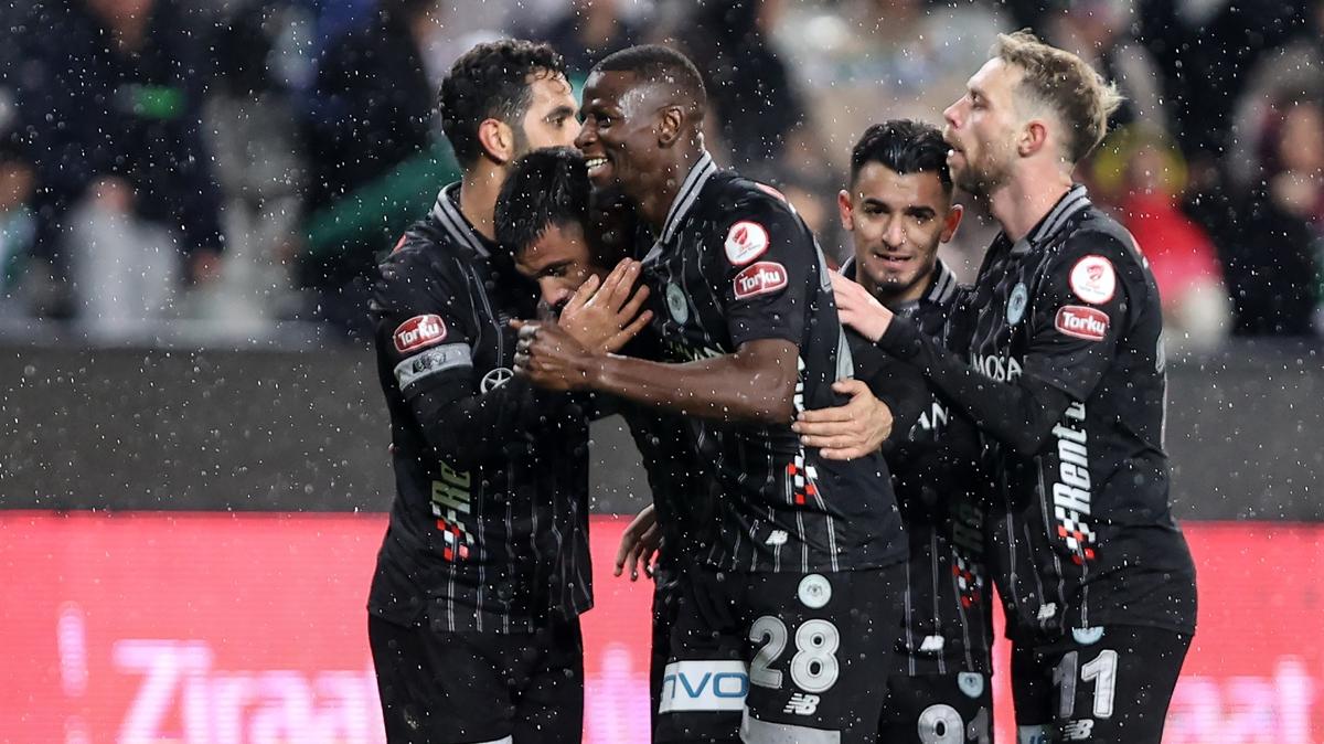 Konyaspor kupada Eypspor'u 3 golle geti