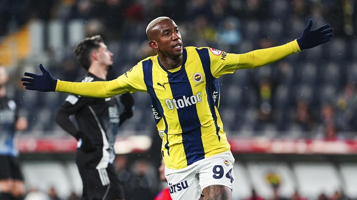 Talisca'dan siftah geldi! Fenerbahe formasyla ilk gol