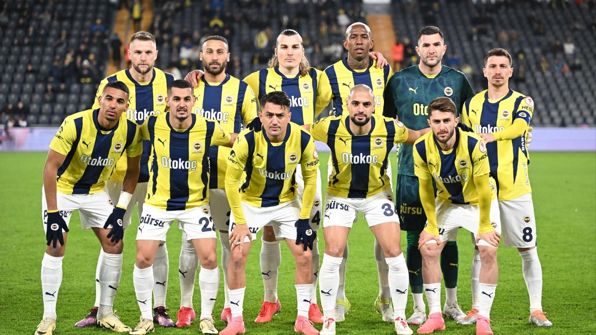 UEFA listesi belli oldu! Fenerbahe'de yeni transferler kadroya eklendi