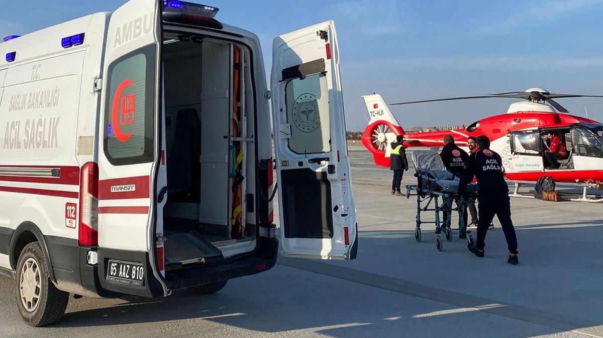 Van'da hamile kadnn imdadna ambulans helikopter yetiti