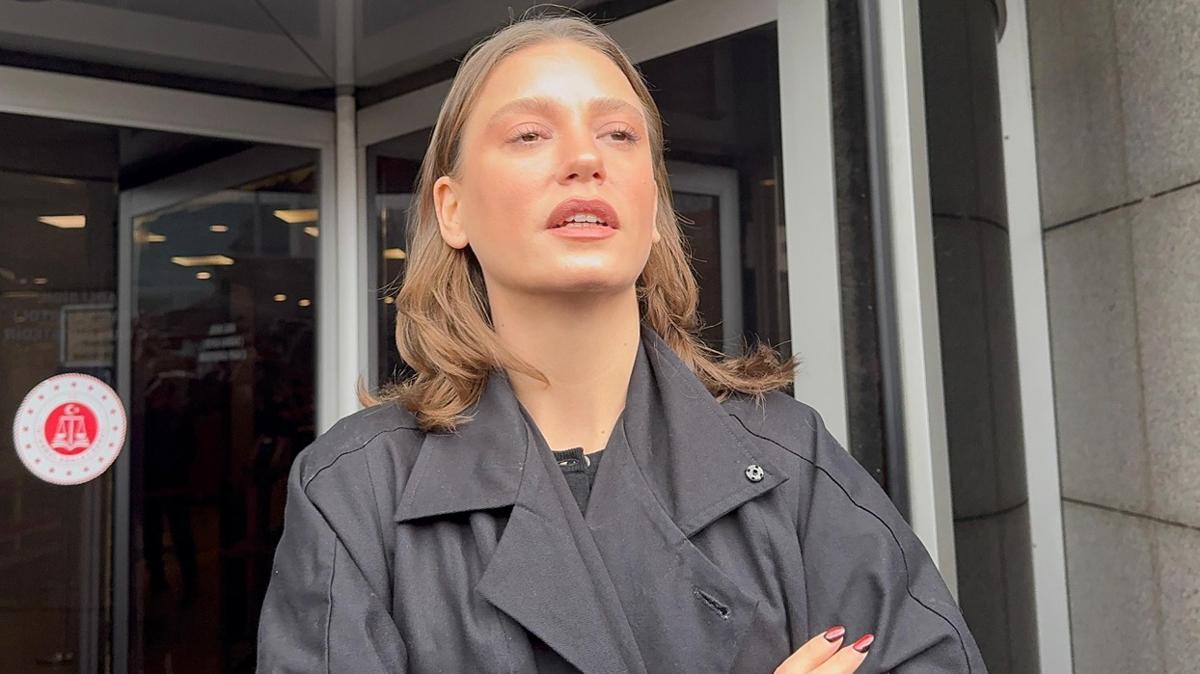 Serenay Sarkaya tas tara toplad! Tm mal varl satta