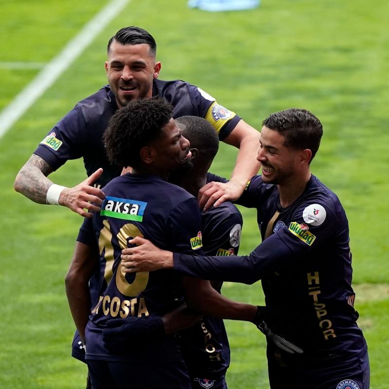 Gol dellosunda kazanan Kasmpaa
