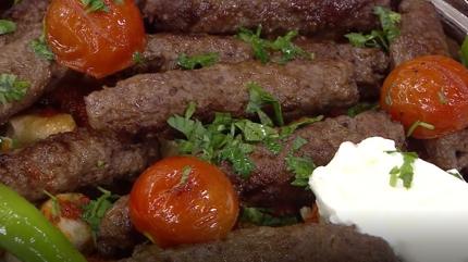 Kolay ve pratik kymal yemek tarifi! Manisa kebab tarifinin pf noktas