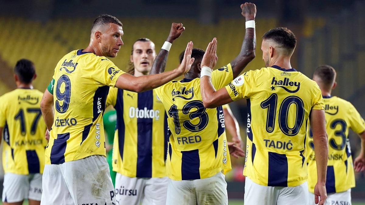 Fenerbahe'de 4000. gol bekleyii