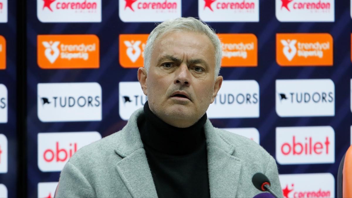 Jose Mourinho'dan Galatasaray ma paylam geldi