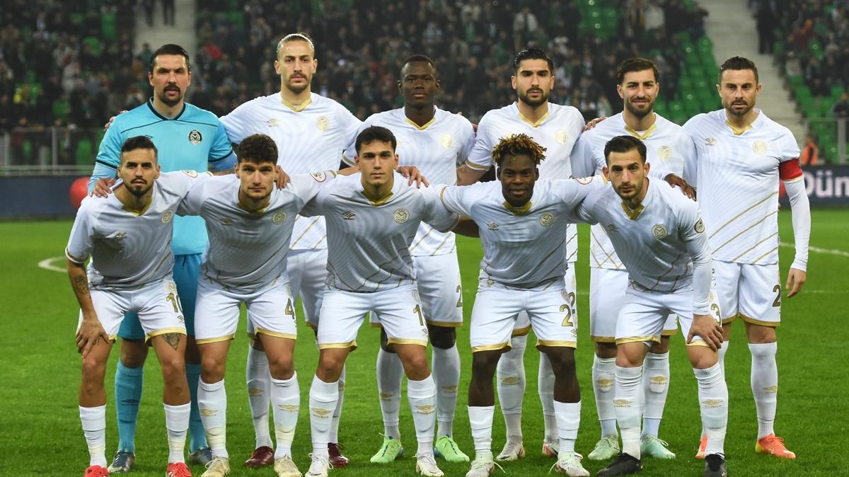 Manisa FK evinde Kocaelispor'u konuk edecek