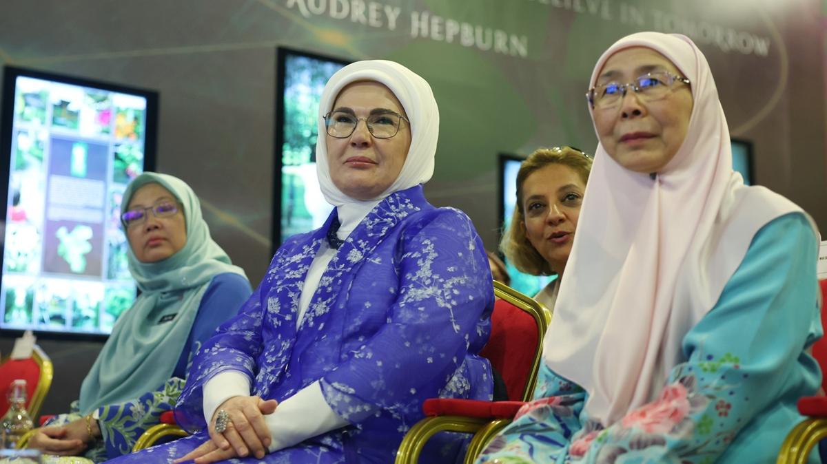 Emine Erdoan, Kuala Lumpur Perdana Botanik Bahesi'ni ziyaret etti