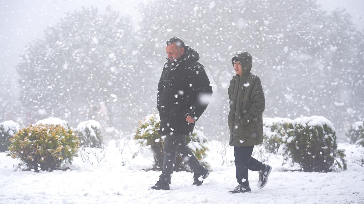 Meteoroloji uyard... Kuvvetli kar ya geliyor!