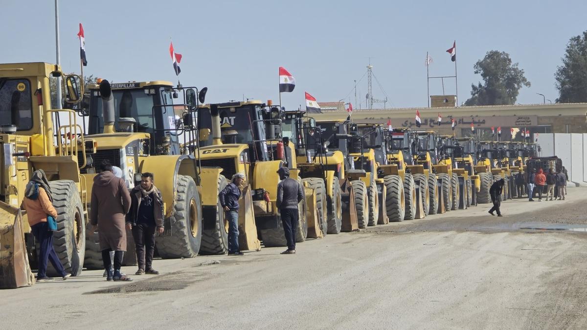 Yardm trlar Refah Snr Kaps'nda bekliyor
