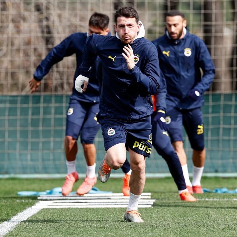 Fenerbahe'de Kasmpaa mesaisi balad