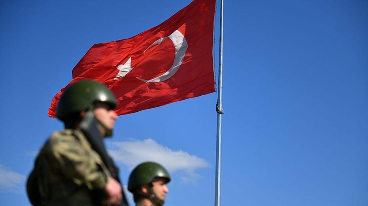 Yunanistan'a kamaya alan terrist yakaland