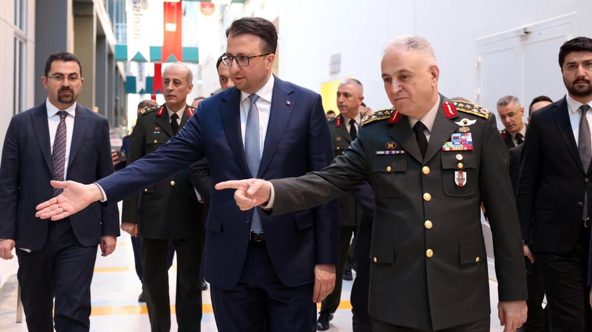 Genelkurmay Bakan Orgeneral Grak'tan ASELSAN'a ziyaret