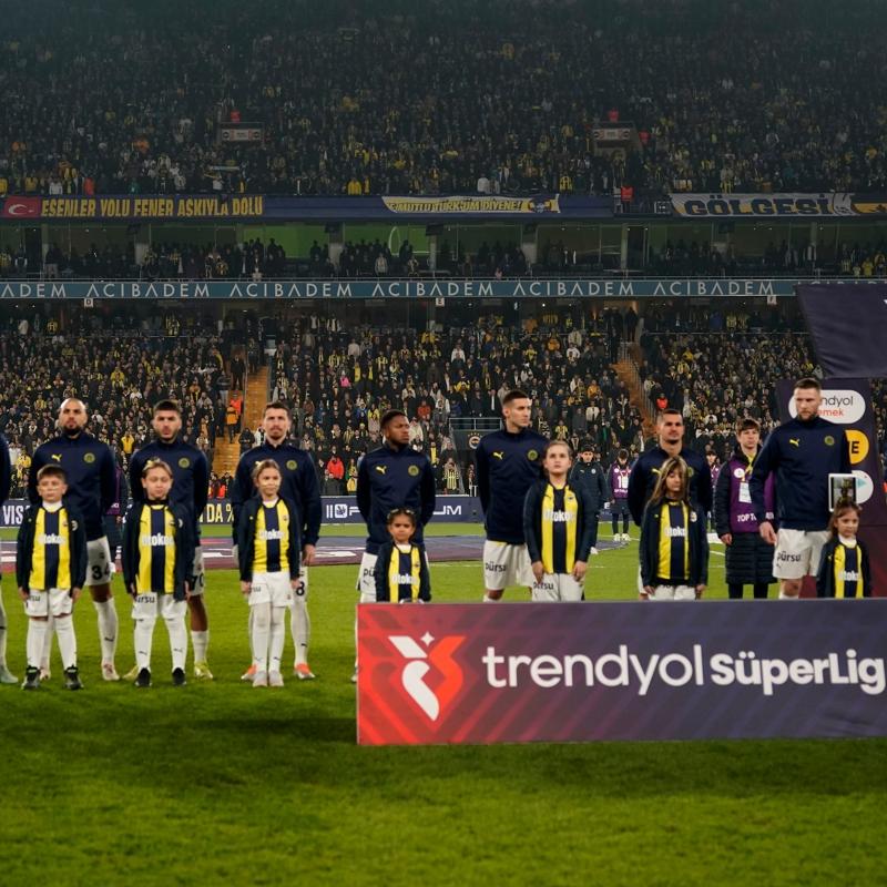Fenerbahe'de 6 futbolcu Kasmpaa karsnda forma giyemedi