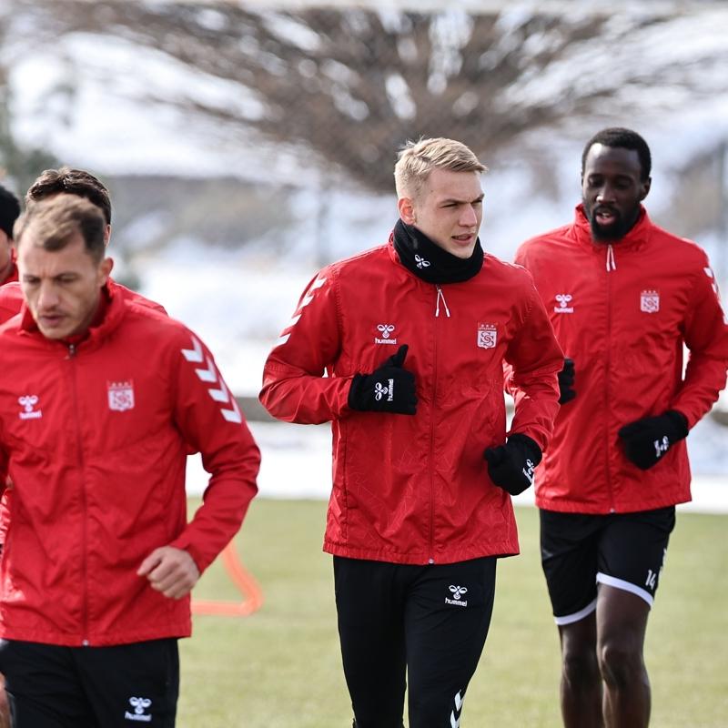 Sivasspor, Konyaspor mesaisinde