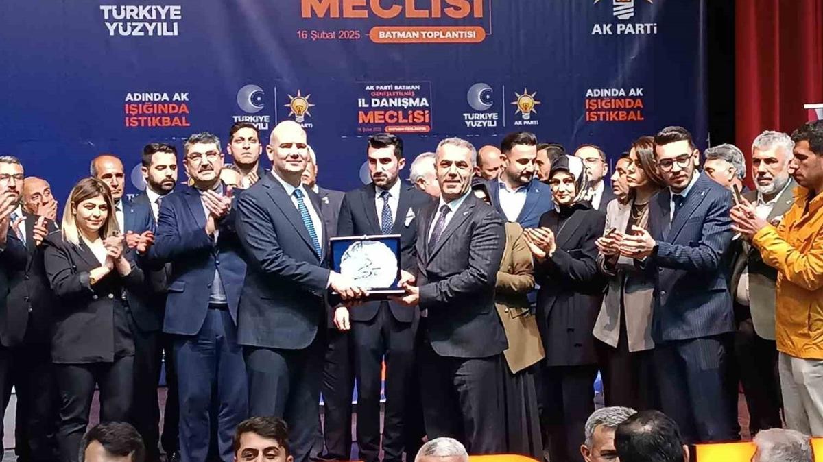 CHP'de ayrlk rzgar... 514 kii AK Parti'ye geti
