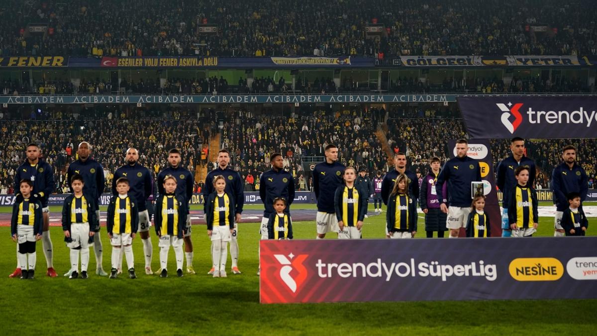 Fenerbahe'de 6 futbolcu Kasmpaa karsnda forma giyemedi