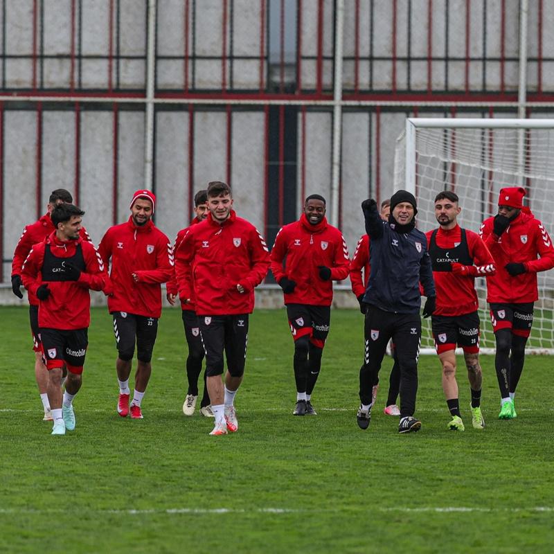 Samsunspor'da aykur Rizespor mann mesaisi balad