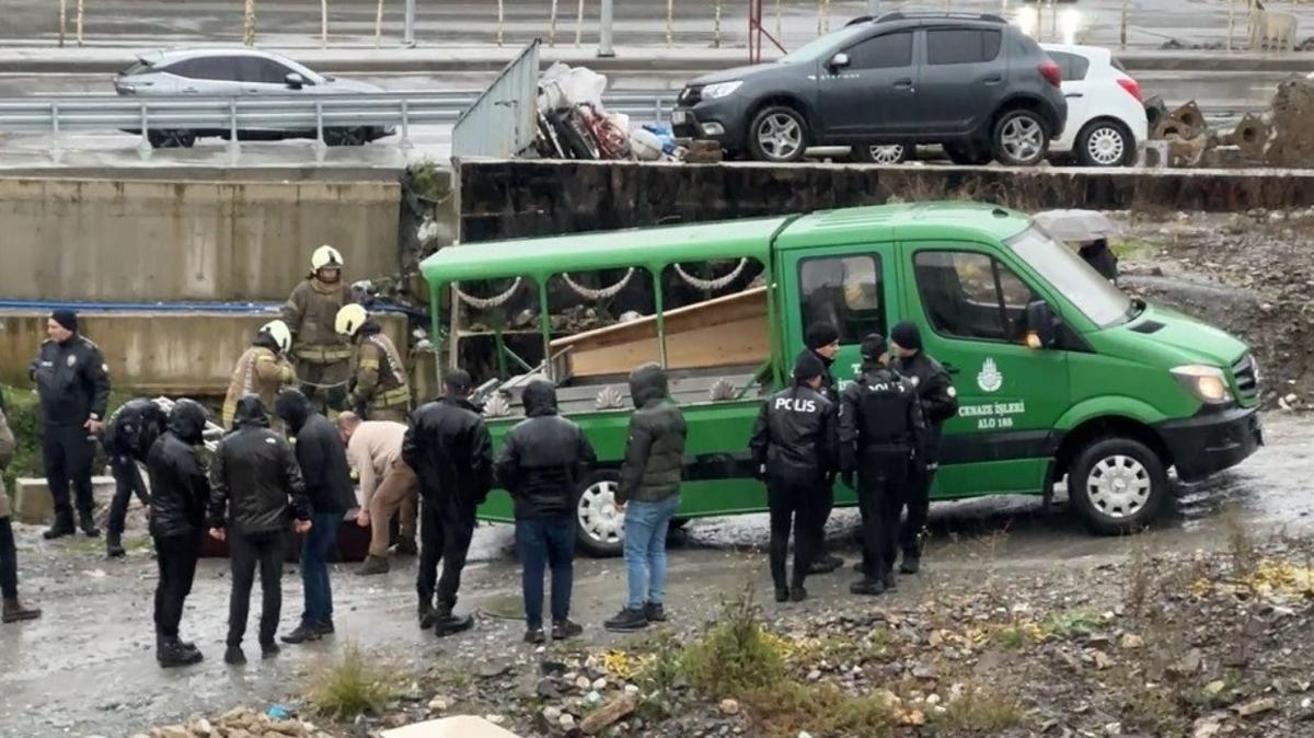 mraniye'de erkek cesedi bulundu