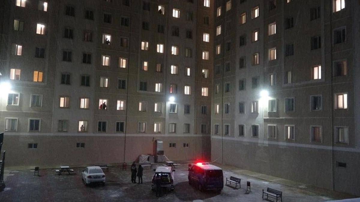 niversite yurdunda korkun olay! 8'inci kattan dt