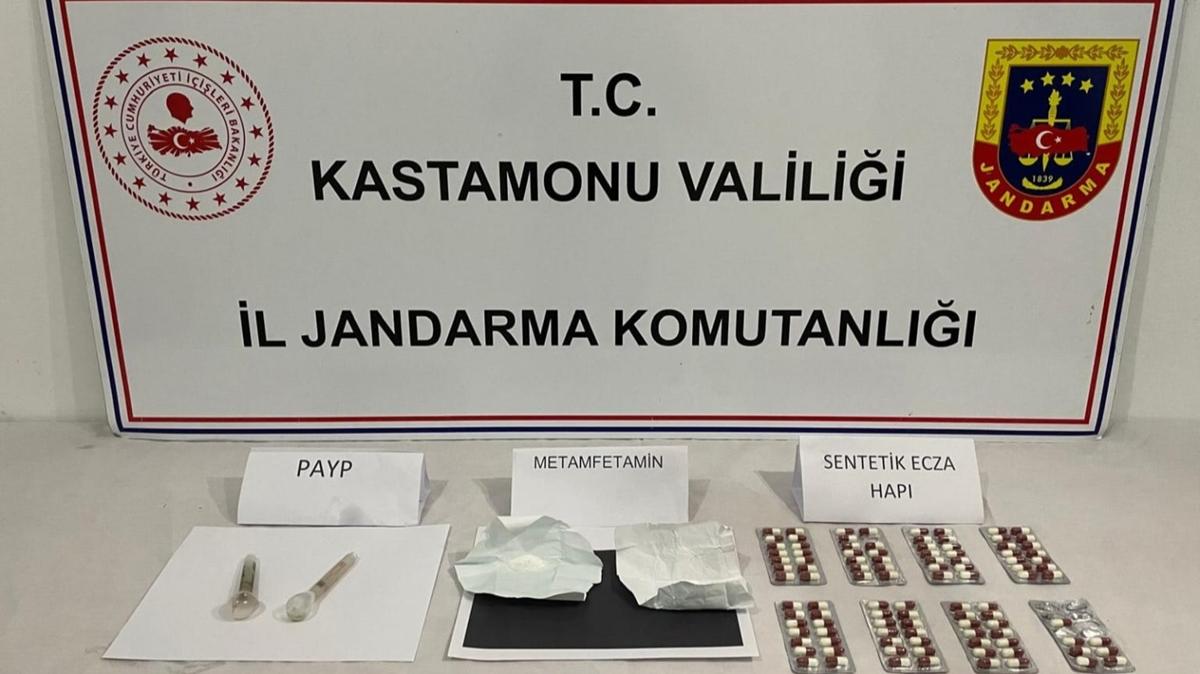 Kastamonu'da uyuturucu operasyonu: 13 gzalt