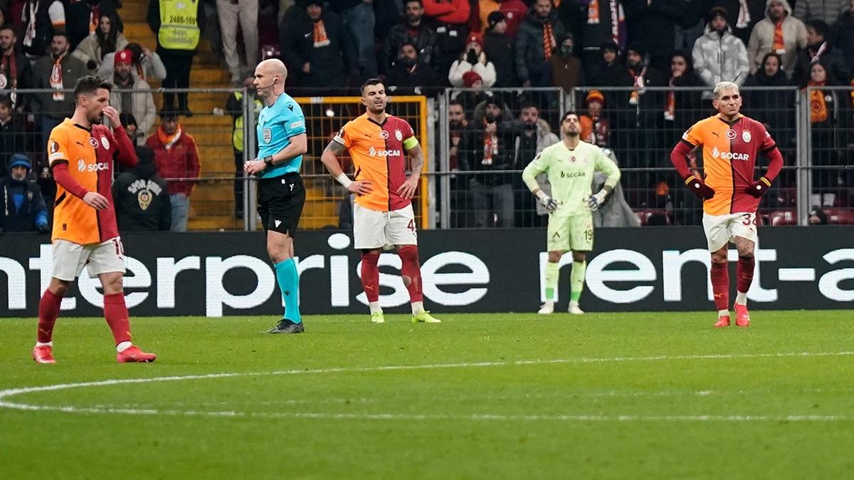 galatasaray az alkmaar avrupa ligi fotoraflar resimleri