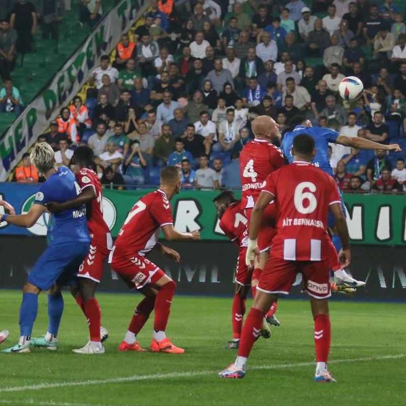 Sper Lig'de Karadeniz derbisi heyecan: Samsunspor - Rizespor