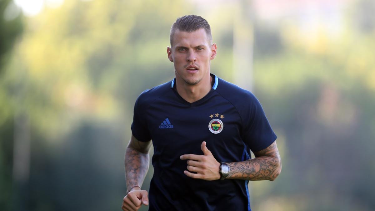 Martin Skrtel'den Galatasaray derbisi iin olay paylam