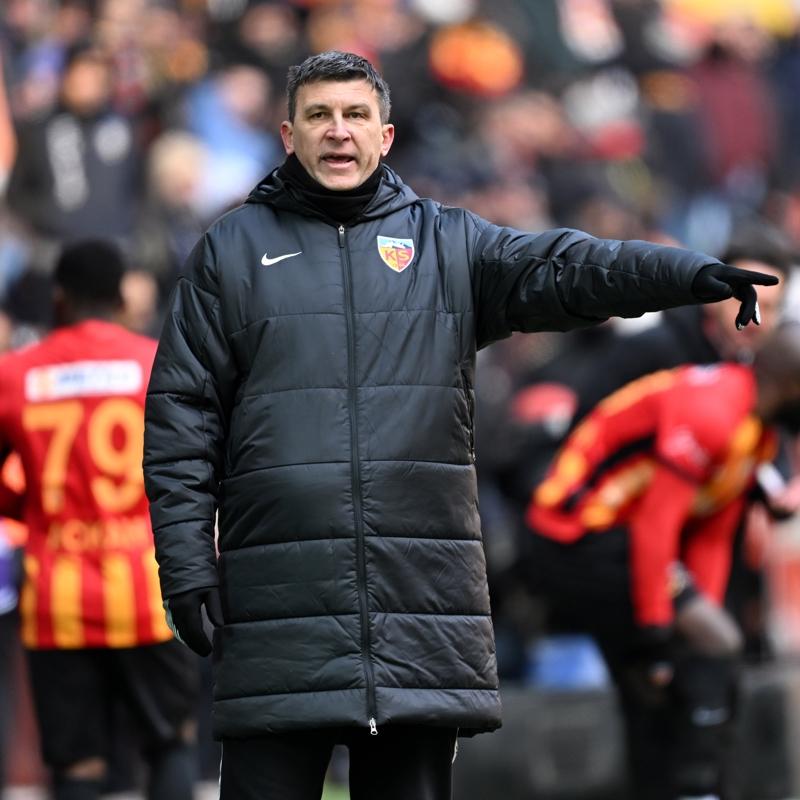 Jakirovic: 3 puandan dolay mutluyum