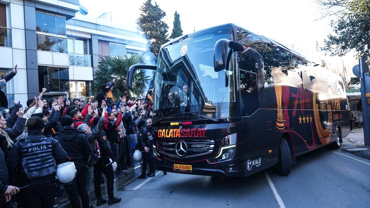 Galatasaray, derbi iin RAMS Park'a hareket etti