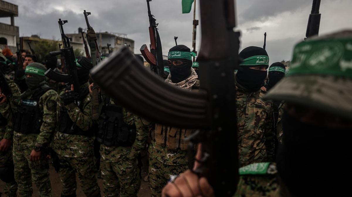 Hamas Mslman lkelere seslendi: srail'in Suriye saldrlarna tepki