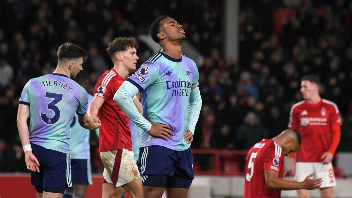 Arsenal, Nottingham Forest deplasmannda 2 puan brakt