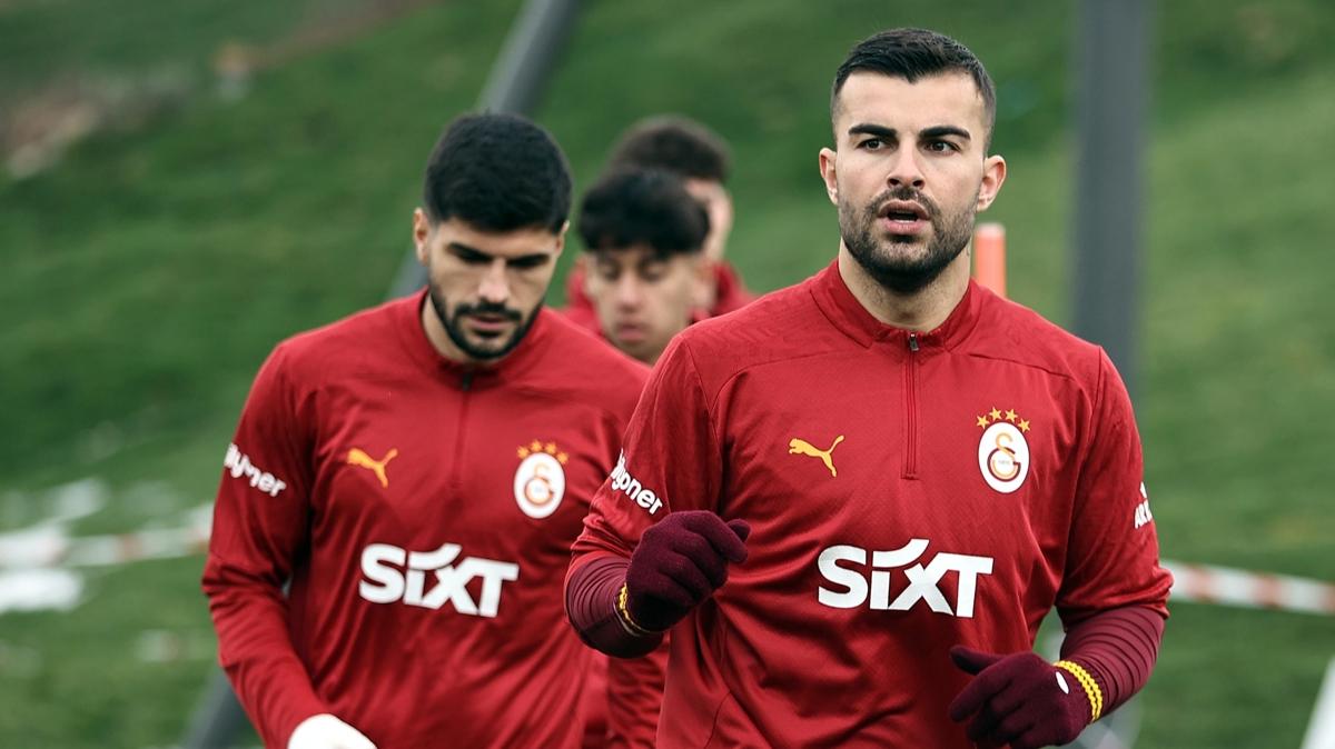 Galatasaray'da Kasmpaa karlamasnn mesaisi balad