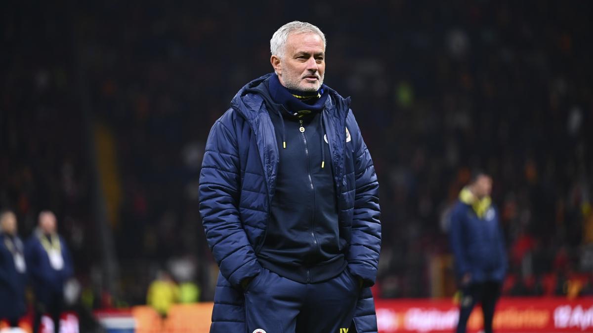 fenerbahe galatasaray jose mourinho fotoraflar resimleri