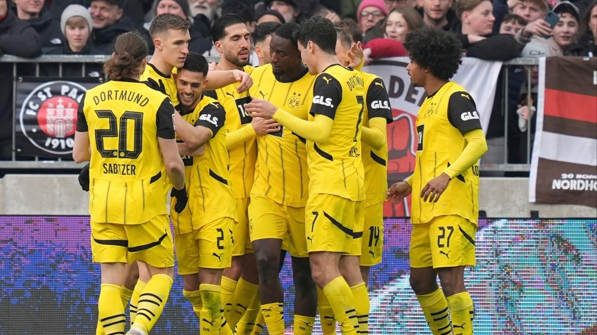 Borussia Dortmund'dan deplasmanda 2 goll galibiyet!